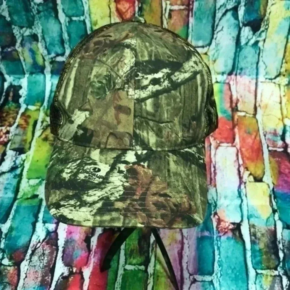 Camouflage hat‎ signatures brand